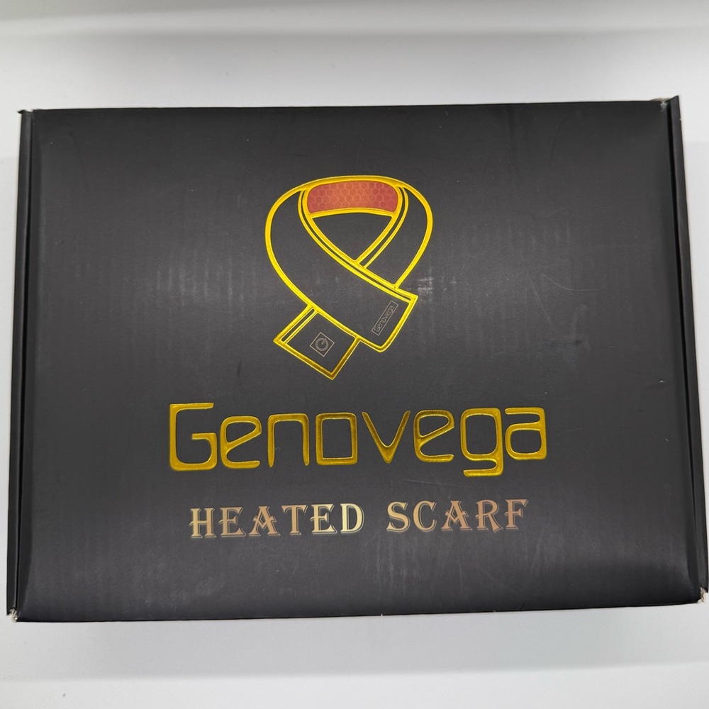 NIB * GENOVEGA Faux Fur BLACK HEATED SCARF (battery not included)